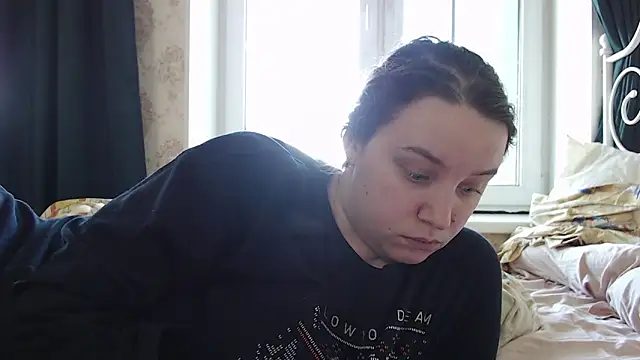 AmazingAllice online show from 03.06.26