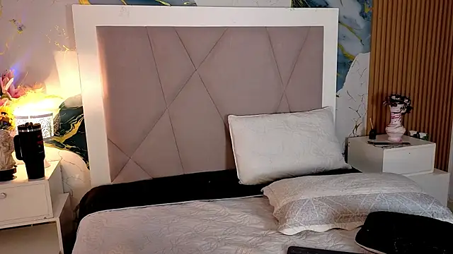 Sienna Desiree online show from 06.10.26
