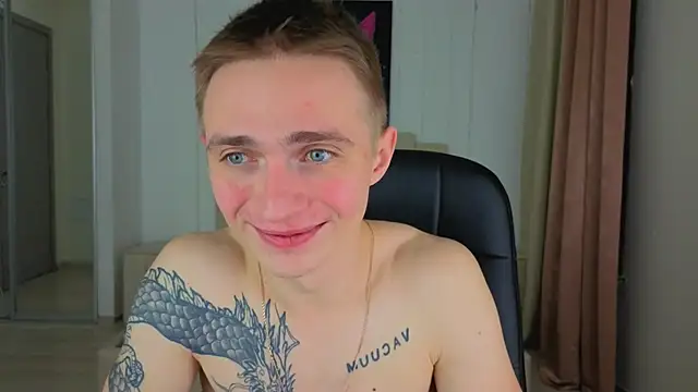 Snapshot of LEO__MILLER chatting on 01.07.26 LEO MILLER online show from 01.07.26