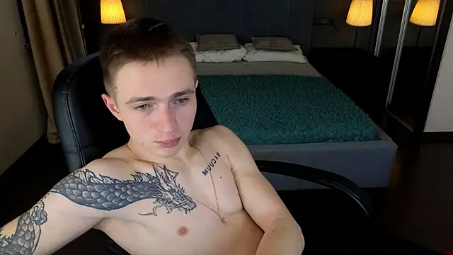 Snapshot of LEO__MILLER chatting on 01.10.26 LEO MILLER online show from 01.10.26