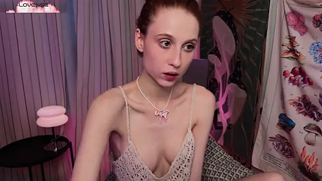 Hippieaura online show from 06.04.26