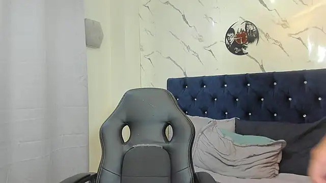 asher lux online show from 04.30.26