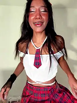 Snapshot of DAMMLEYLA chatting on 01.08.26 DAMMLEYLA online show from 01.08.26