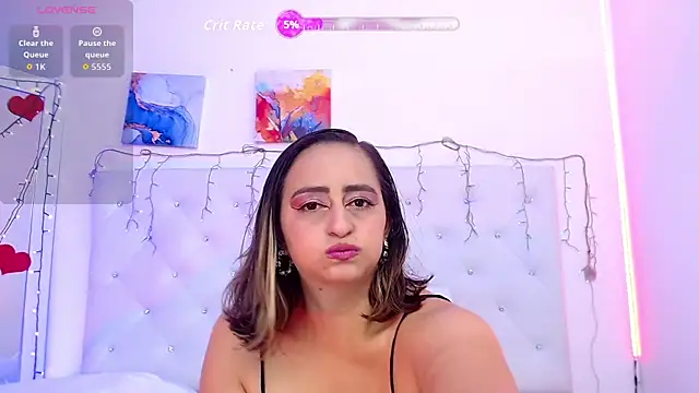 queendesiree  online show from 02.26.26