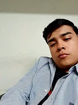 Snapshot of Yosoyelmismo-6737 chatting on 01.11.26 Yosoyelmismo-6737 online show from 01.11.26