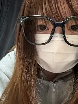 Snapshot of rena__snow chatting on 03.15.26 rena snow online show from 03.15.26