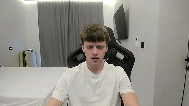 Snapshot of bonekoambalabu chatting on 02.14.26 bonekoambalabu online show from 02.14.26