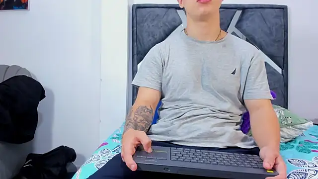 Liam saint online show from 02.18.26