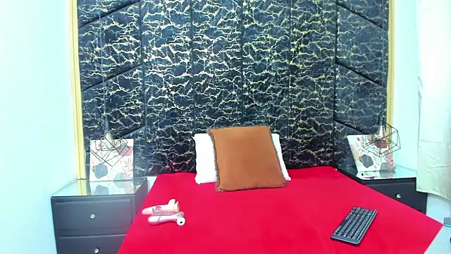 AlahiaEvansz online show from 01.06.26