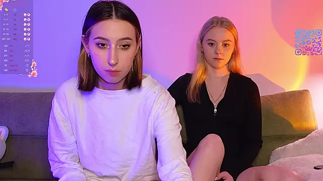 Snapshot of Mimipaws chatting on 02.05.26 Mimipaws online show from 02.05.26