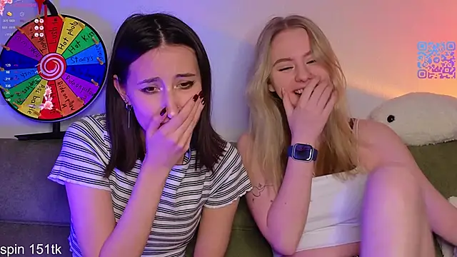 Snapshot of Mimipaws chatting on 02.27.26 Mimipaws online show from 02.27.26