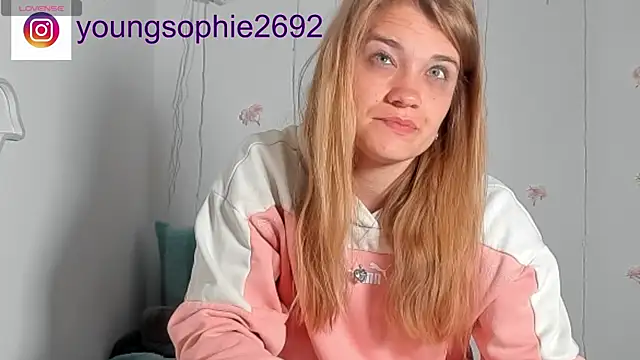 YoungSophie online show from 04.26.26