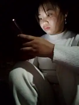 Snapshot of _Bong_02 chatting on 04.20.26 Bong 02 online show from 04.20.26