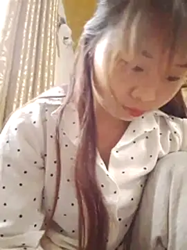 Snapshot of _Bong_02 chatting on 04.23.26 Bong 02 online show from 04.23.26