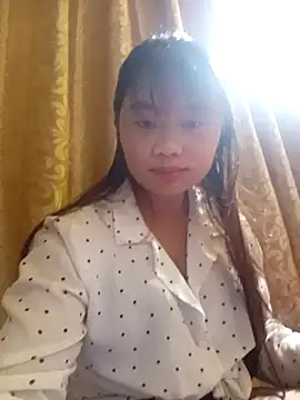 Snapshot of _Bong_02 chatting on 04.28.26 Bong 02 online show from 04.28.26