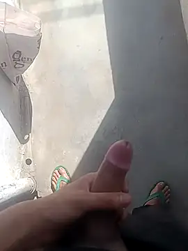 Snapshot of daksh__8_inche chatting on 02.26.26 daksh 8 inche online show from 02.26.26