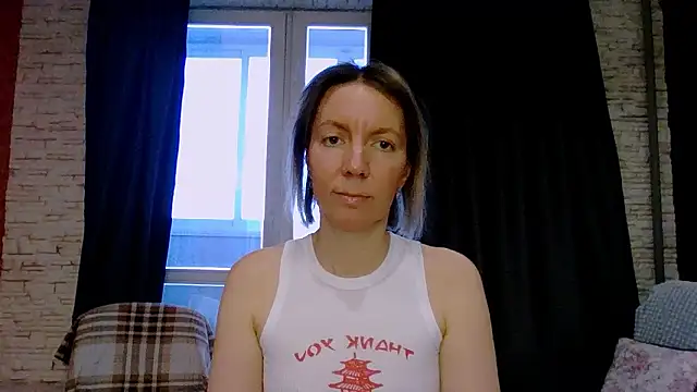 Amanda Luxe online show from 02.13.26