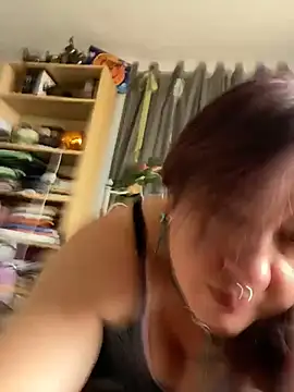 NymphoBuzi online show from 06.16.26