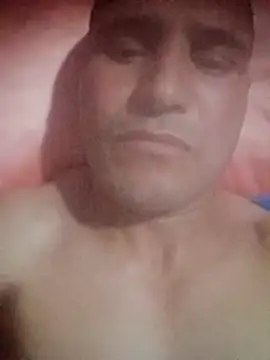 Snapshot of Yassine_1985 chatting on 07.08.26 Yassine 1985 online show from 07.08.26