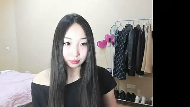 Snapshot of Amane_Yuki chatting on 02.23.26 Amane Yuki online show from 02.23.26