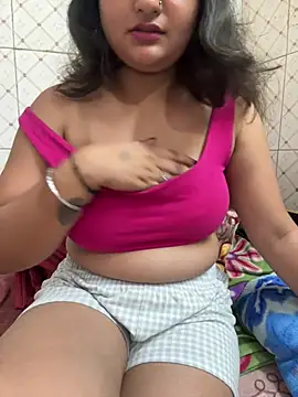 Snapshot of Curvy_Anaya chatting on 06.18.26 Curvy Anaya online show from 06.18.26