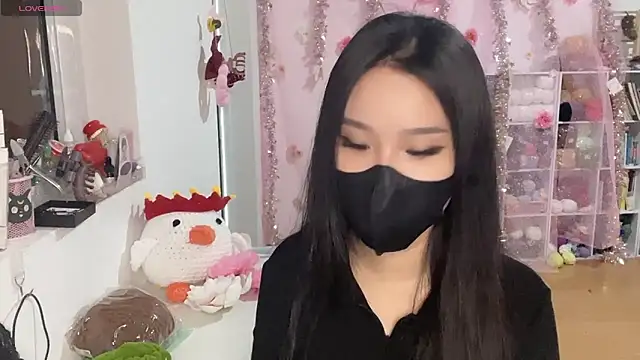 Tieu-May online show from 03.12.26