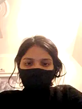 Snapshot of Sakshi-Aditi chatting on 01.13.26 Sakshi-Aditi online show from 01.13.26