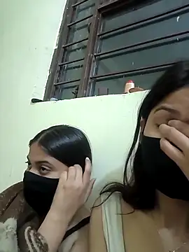 Snapshot of Sakshi-Aditi chatting on 02.07.26 Sakshi-Aditi online show from 02.07.26