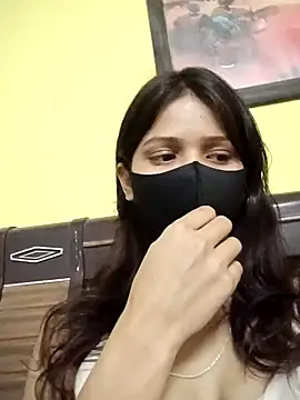 Snapshot of Sakshi-Aditi chatting on 03.23.26 Sakshi-Aditi online show from 03.23.26