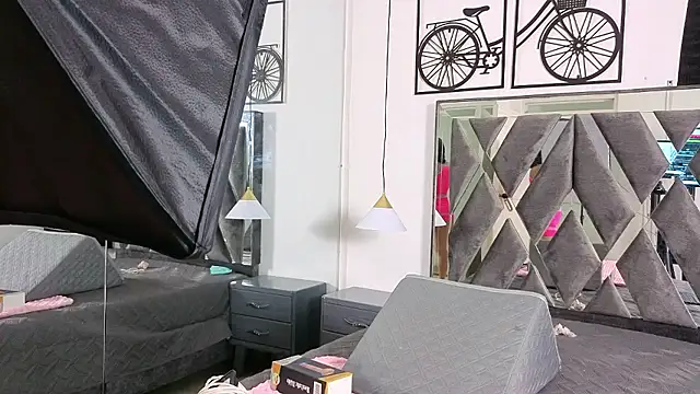 SalomeWilson online show from 01.10.26