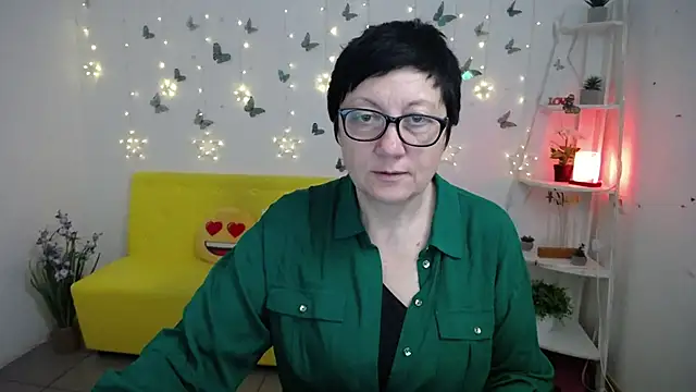 EmilyL0ve online show from 04.22.26