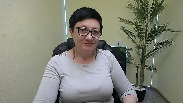 EmilyL0ve online show from 05.31.26