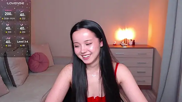 Snapshot of lia_hetty chatting on 12.21.25 lia hetty online show from 12.21.25