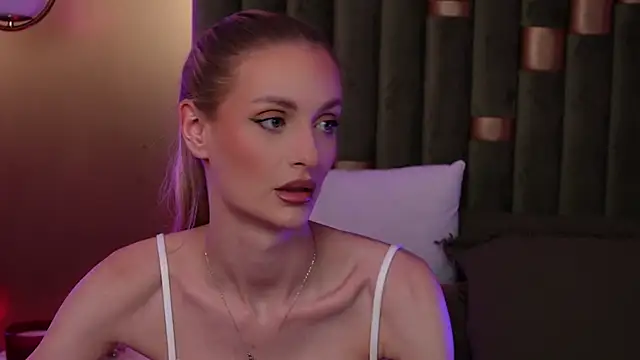 AmeliaAngel online show from 03.04.26