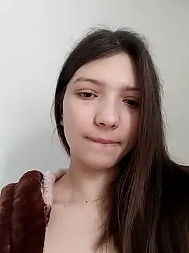 Snapshot of LunaTori456 chatting on 02.25.26 LunaTori456 online show from 02.25.26