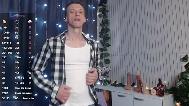 Snapshot of Jamie_Inked chatting on 03.29.26 Jamie Inked online show from 03.29.26