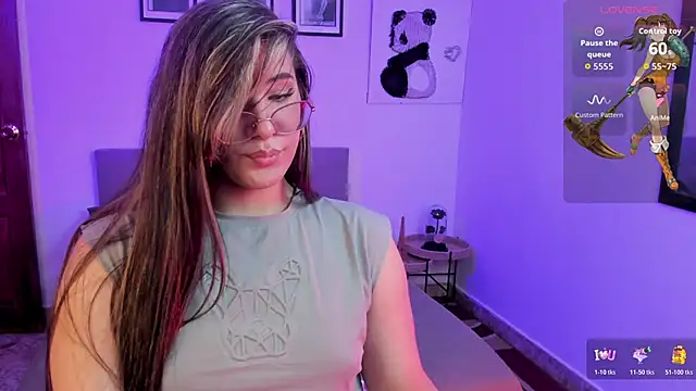 Snapshot of Valen_with_pussy chatting on 03.12.26 Valen with pussy online show from 03.12.26