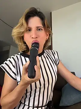 milablossom01 online show from 06.14.26