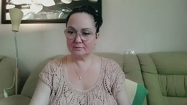 infinity loveliness online show from 06.25.26