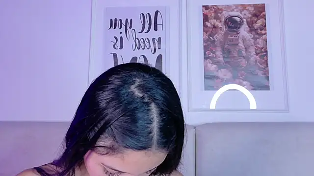 soffy hilltom online show from 03.10.26