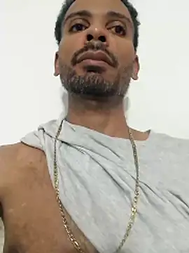 Snapshot of moreno_alpha_br chatting on 01.05.26 moreno alpha br online show from 01.05.26