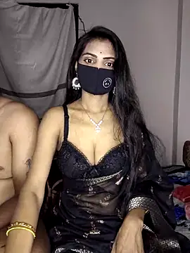 Snapshot of rani_coupleee chatting on 03.11.26 rani coupleee online show from 03.11.26