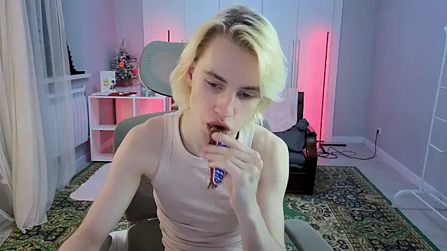 lucidangelok1 online show from 02.24.26