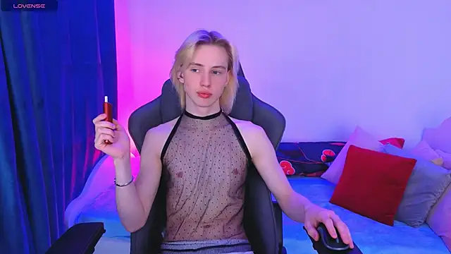 lucidangelok1 online show from 04.24.26