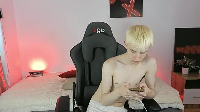 lucidangelok1 online show from 06.15.26