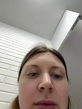 Snapshot of BlondeHott chatting on 03.04.26 BlondeHott online show from 03.04.26