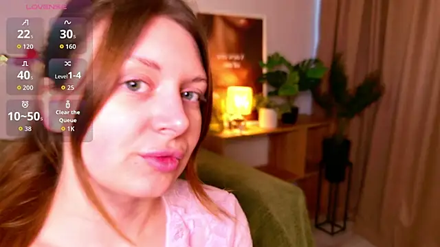 Snapshot of BlondeHott chatting on 03.06.26 BlondeHott online show from 03.06.26