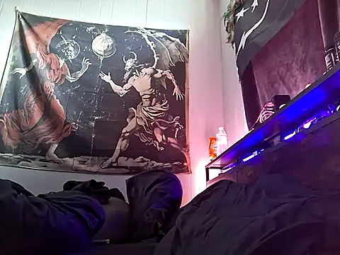 Snapshot of RealisedBooking chatting on 03.24.26 RealisedBooking online show from 03.24.26