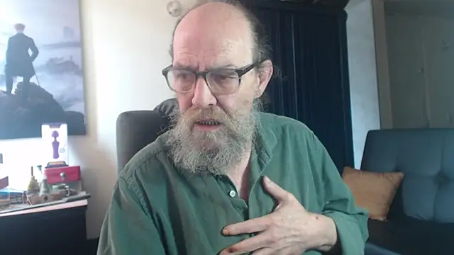 Uncle Hottie online show from 07.11.26
