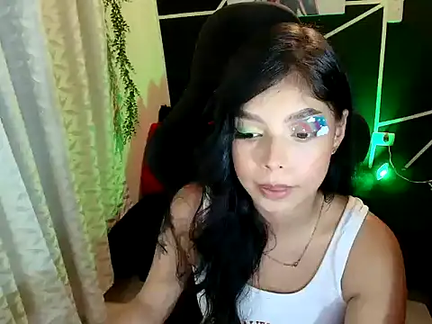 Susancutte online show from 03.18.26